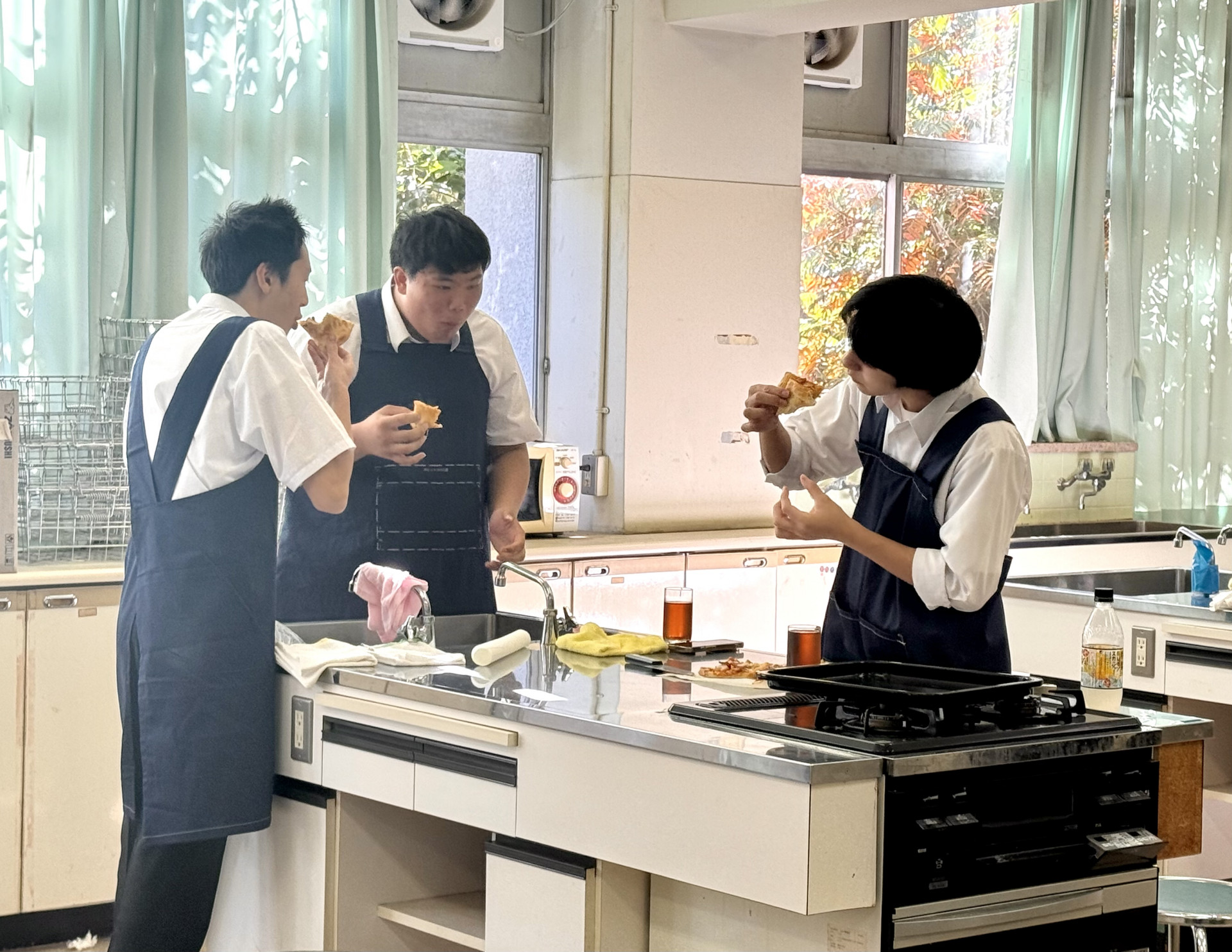 2025_1年_家庭科_ピザ5